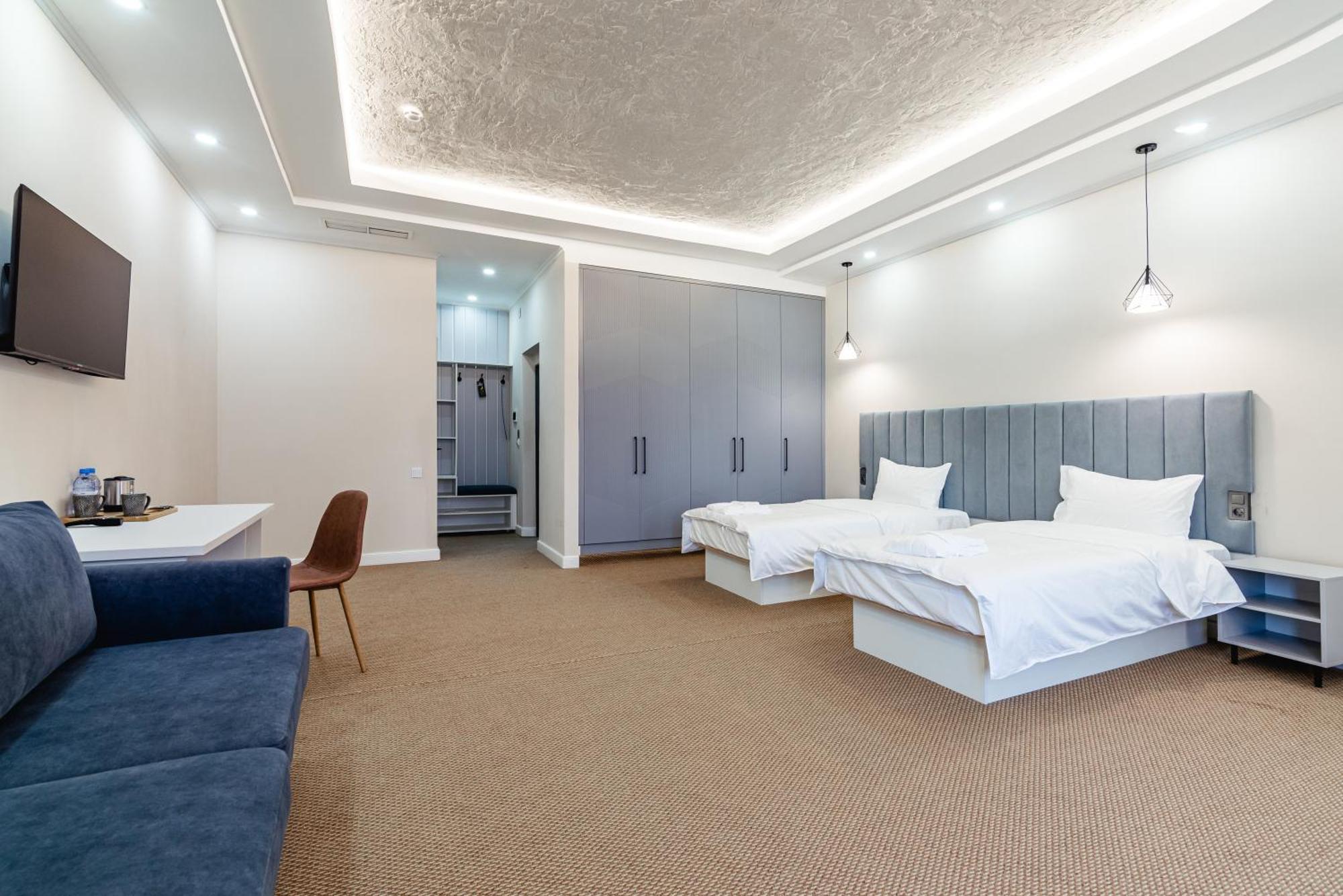 Aykun Hotel 阿拉木图 外观 照片