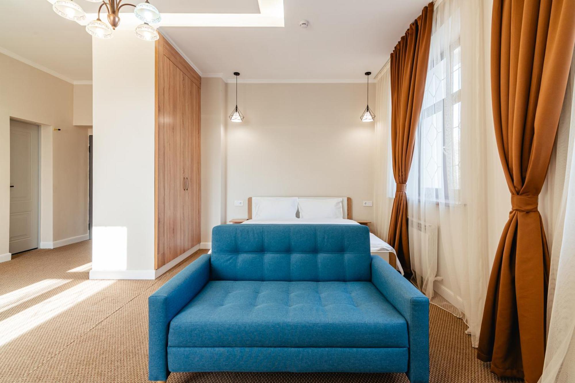 Aykun Hotel 阿拉木图 外观 照片